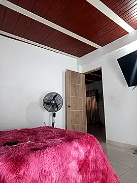 jaramilloali online show from April 12, 1:03 pm