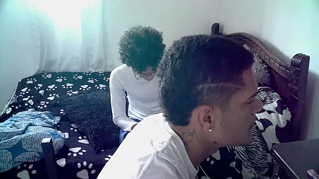 ynralberth77 online show from February 11, 8:54 pm