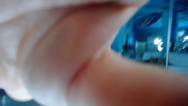 ADRIANNA FOX online show from March 4, 7:26 am