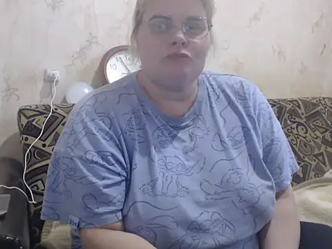 Ameliabusty online show from November 3, 1:48 pm