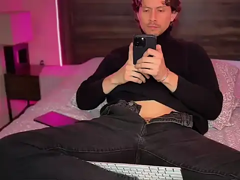 mcklister kinky feets online show from March 26, 4:42 pm