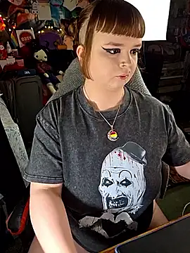 VelvetDiablo online show from April 18, 12:02 am