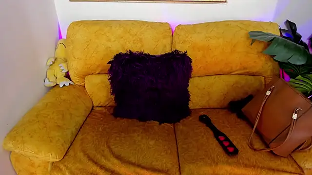 Kyomi chang online show from April 18, 1:24 pm