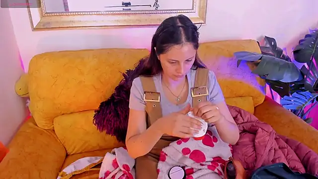 Kyomi chang online show from March 17, 1:15 pm