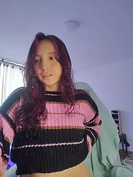  Laary online show from April 15, 8:53 pm