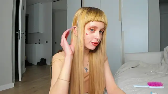 FlowerOfSin2001 online show from April 9, 4:23 pm