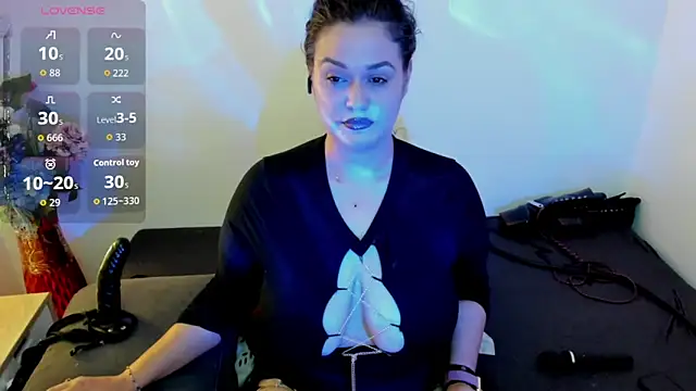 Laura sinner online show from June 18, 4:23 pm