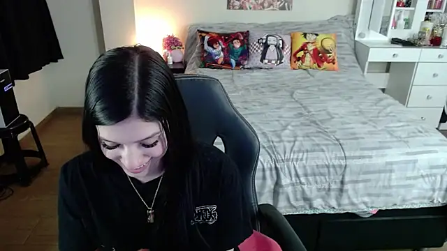 kittykat18x online show from March 27, 12:34 am