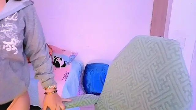  alicia z online show from March 18, 6:57 pm