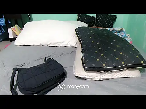 WantedSexslaves online show from March 13, 9:10 am