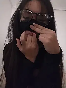 sarahvergen online show from February 21, 8:53 pm