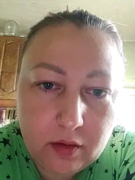 Rini333 online show from March 31, 3:34 pm