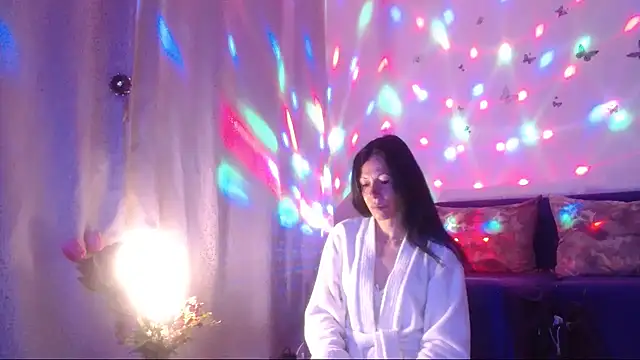 ElysaSun online show from April 18, 7:58 pm