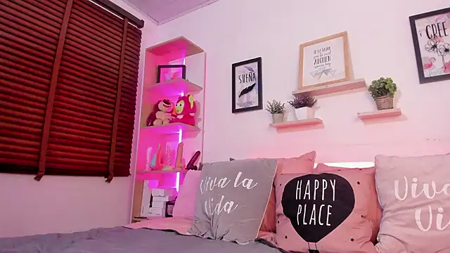 Nata Villalobos online show from March 8, 2:59 am