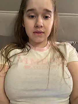 HornyGirlH online show from July 31, 12:33 am