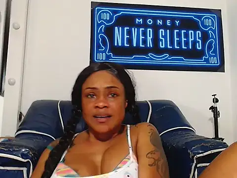 alexiaao9 online show from April 19, 6:10 pm