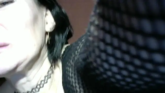 PrettyAndWild online show from March 14, 3:24 pm