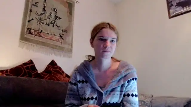 Mercedeswoman8 online show from March 13, 8:10 pm