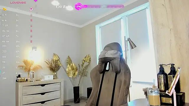 HotyPlays online show from July 29, 1:11 pm