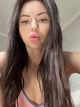 PrincessaHill  online show from February 14, 11:56 am