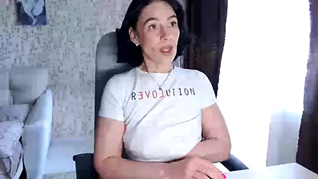 xAlwaysWOWx online show from April 13, 8:48 am