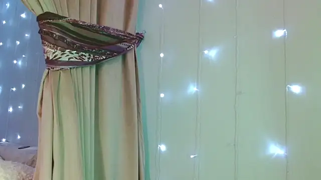 julia renard online show from March 15, 8:44 pm