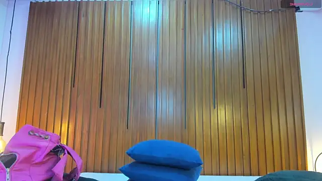 SilvanaCapelli online show from February 14, 10:34 pm