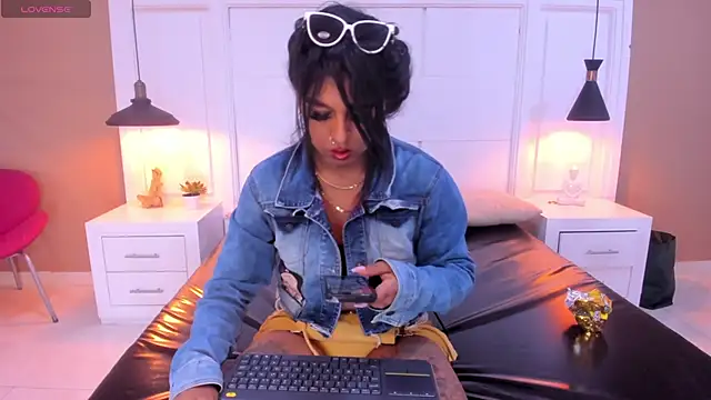 SilvanaCapelli online show from September 23, 5:16 am