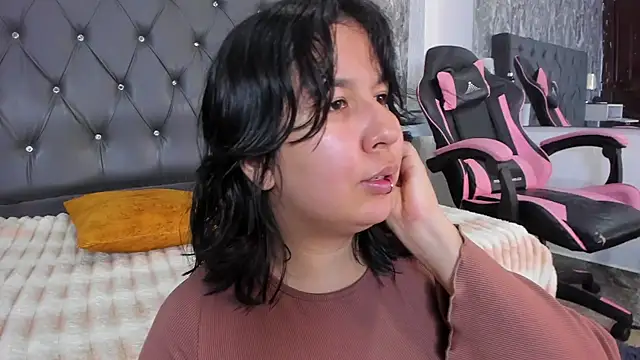 Lia sarahi online show from February 28, 12:26 pm