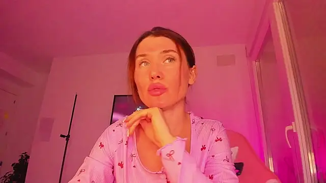 Cameron diazz online show from March 17, 10:03 pm