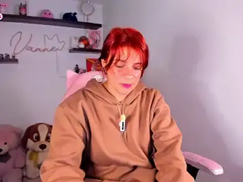 Vannessa  Shy online show from April 14, 11:49 pm