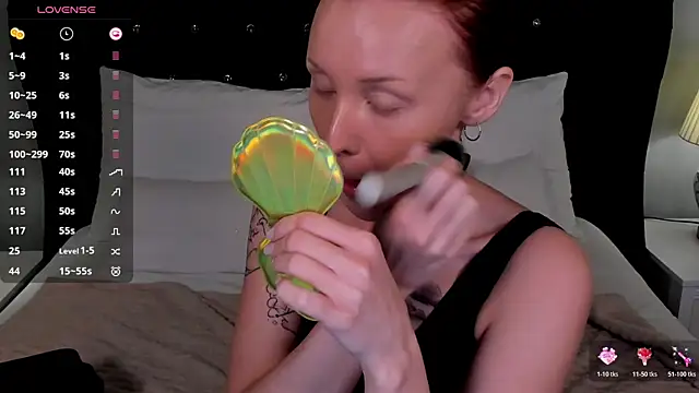 LianaFord online show from April 7, 4:47 am