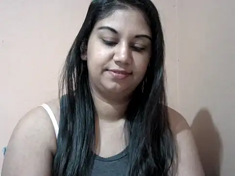 bellachow10 online show from April 15, 5:52 am