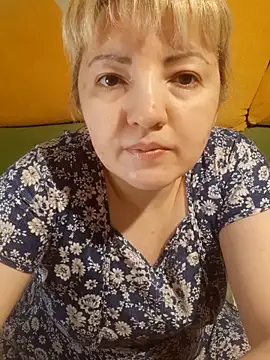 stefanyharper16 online show from March 27, 1:40 am