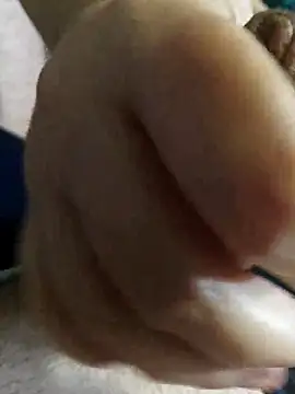 LovlyAnnie online show from April 13, 10:05 am