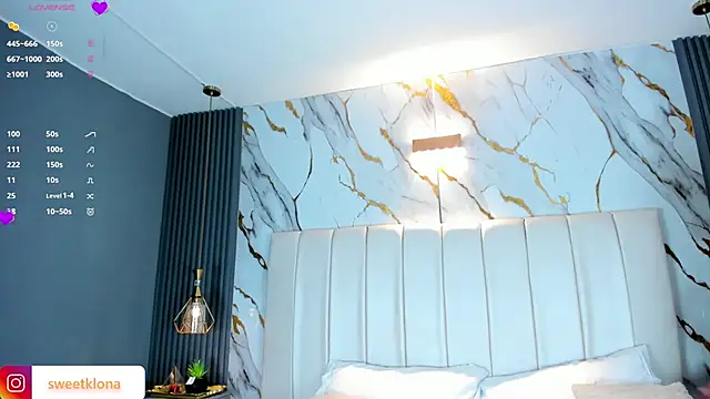 ValerieDiaz  online show from November 20, 12:17 pm