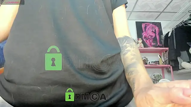 mariecam420 online show from April 17, 9:50 pm