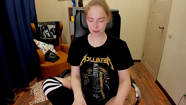  fiona Love online show from February 21, 8:42 pm