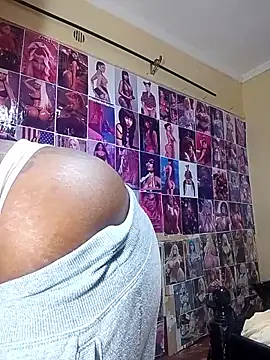 tokyohorny69 online show from April 11, 3:56 am