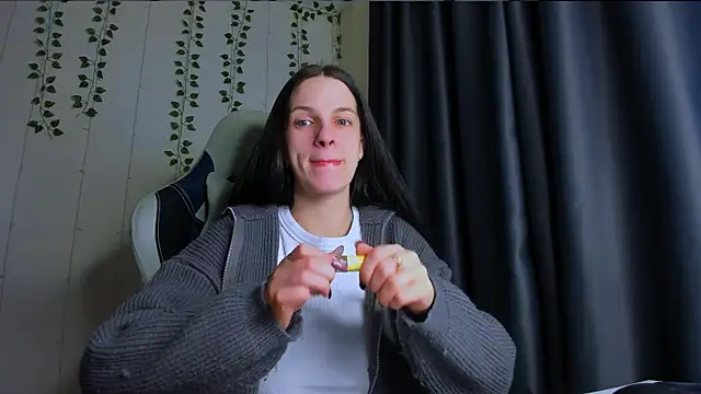 KarlaSim online show from February 10, 11:08 pm