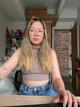 Darling XXX online show from August 5, 7:53 pm