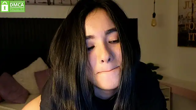 Ivy Gail online show from March 22, 8:20 am