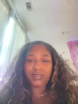 BigFineSelena online show from June 9, 8:52 pm