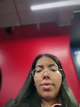 SheenaBrooke online show from April 1, 6:25 am