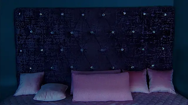 NoraBigAss online show from March 27, 2:13 am