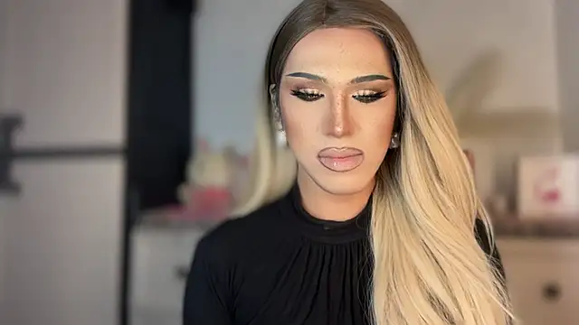 Ts glamxxxx online show from February 16, 2:11 am