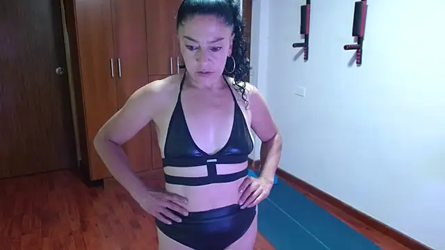 Anitta muscle online show from February 24, 8:40 pm
