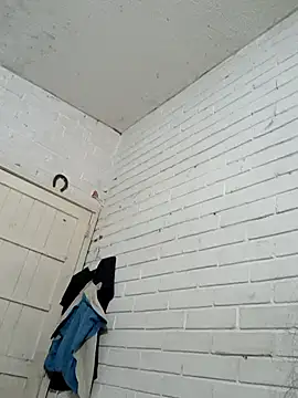 valeriaswang Lucas online show from March 21, 1:16 pm