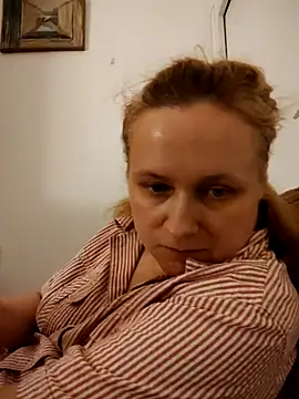 She-devilx online show from July 4, 11:44 pm