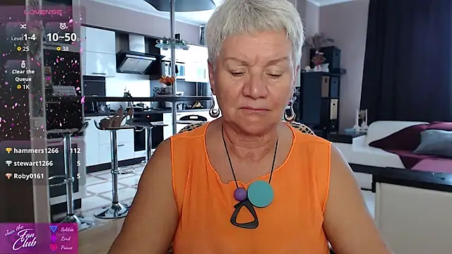 roxana brooks online show from June 18, 1:16 pm